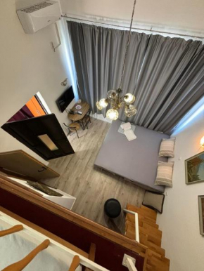 Apartment M